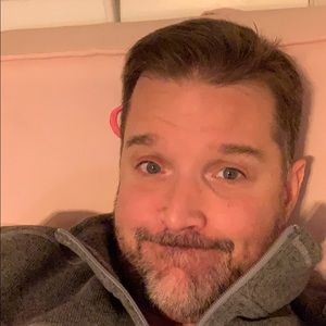 Meet your Posher, Eric